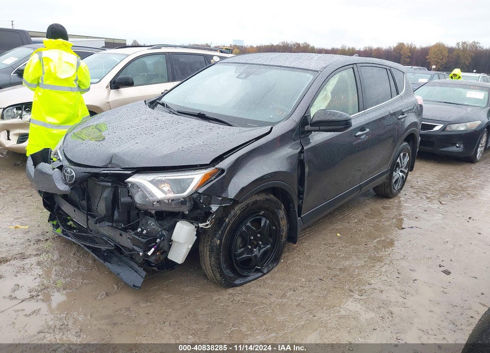 2018 TOYOTA RAV4 LE VIN: JTMBFREV1JJ212384