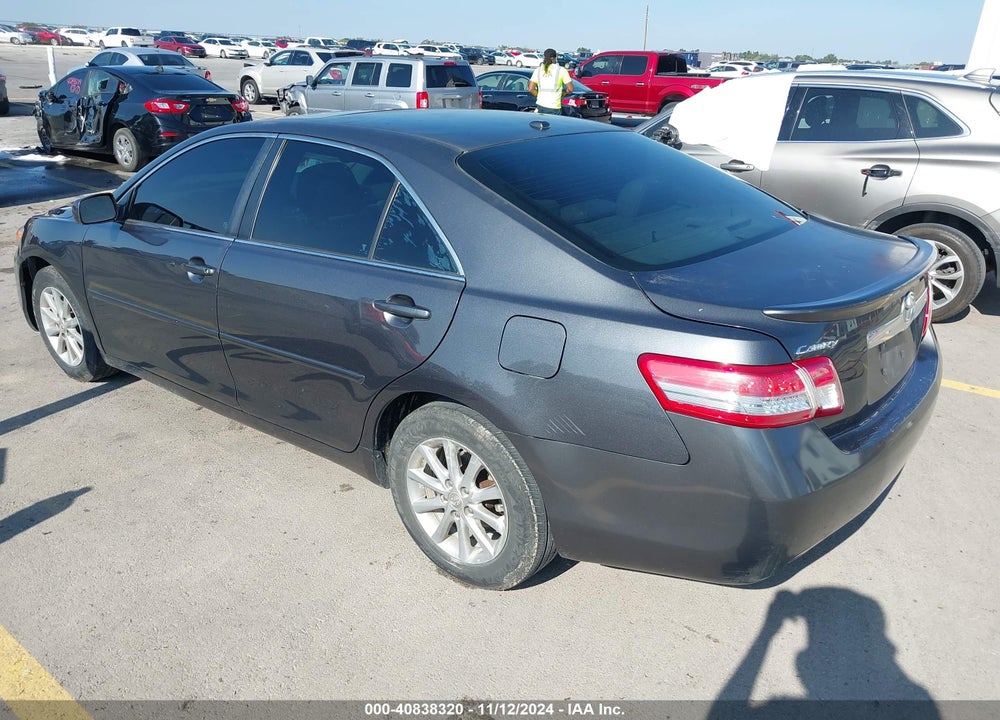 2010 TOYOTA CAMRY XLE VIN: 4T1BF3EK5AU093610