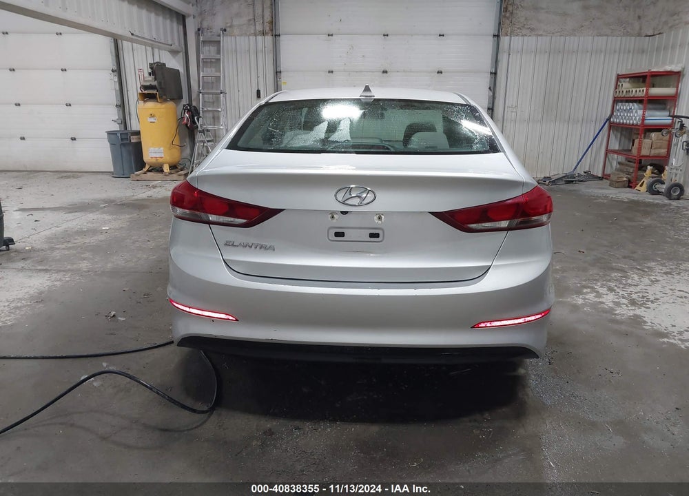 2018 HYUNDAI ELANTRA SEL VIN: 5NPD84LF1JH307988