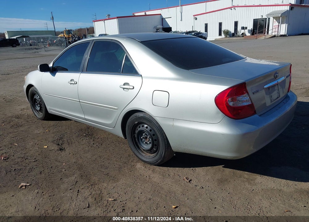 2003 TOYOTA CAMRY XLE VIN: 4T1BE30K13U160068