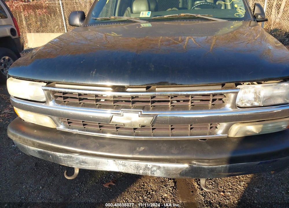 2004 CHEVROLET TAHOE LT VIN: 1GNEK13Z54R149240