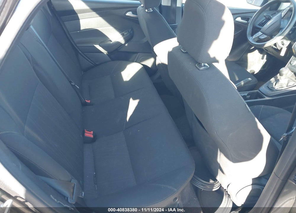 2015 FORD FOCUS SE VIN: 1FADP3FE5FL292422
