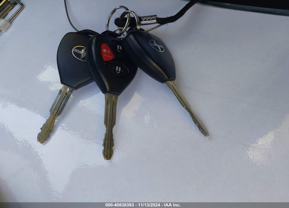 2009 SCION TC VIN: JTKDE167090298018