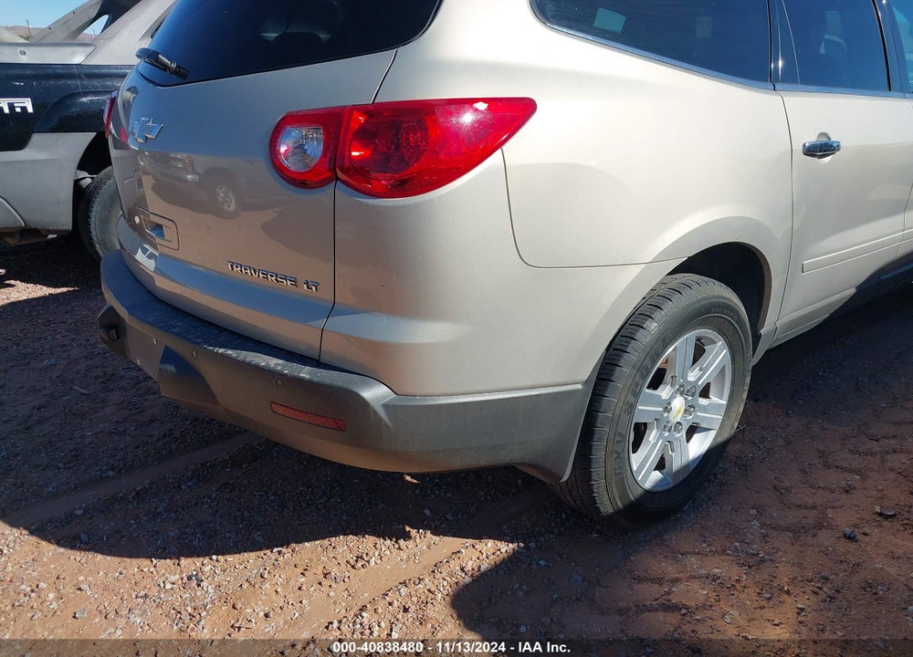 2011 CHEVROLET TRAVERSE VIN: 1GNKVGED4BJ221362
