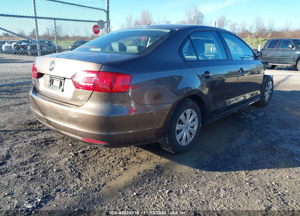 2014 VOLKSWAGEN JETTA 2.0L S VIN: 3VW1K7AJ5EM332127