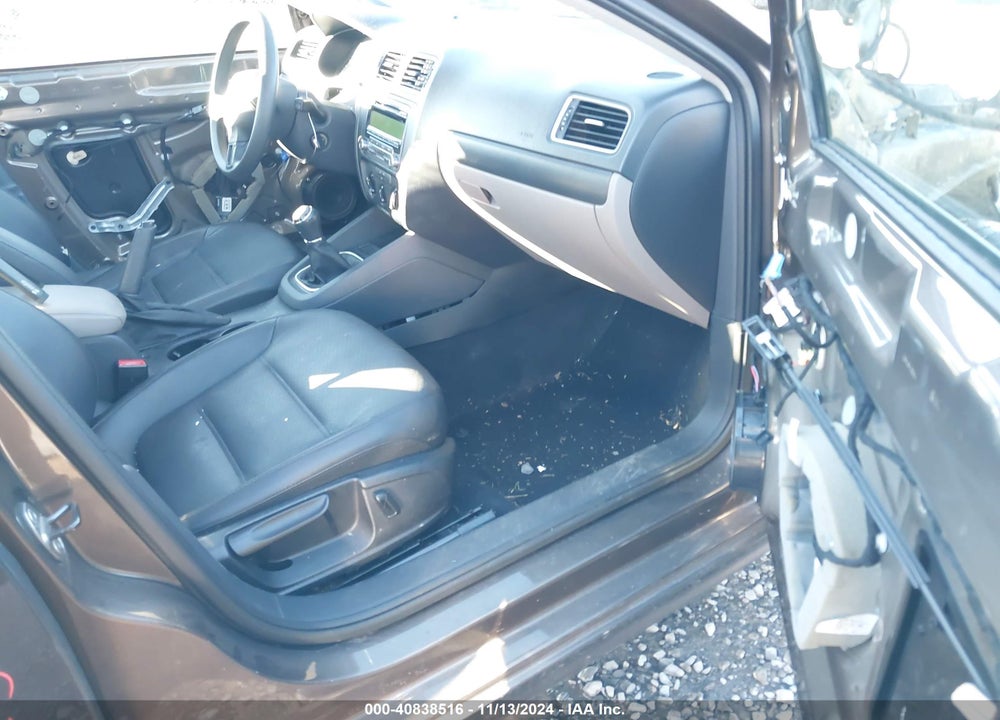 2014 VOLKSWAGEN JETTA 2.0L S VIN: 3VW1K7AJ5EM332127