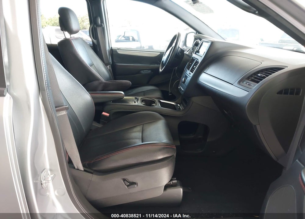 2018 DODGE GRAND CARAVAN GT VIN: 2C4RDGEG4JR341273