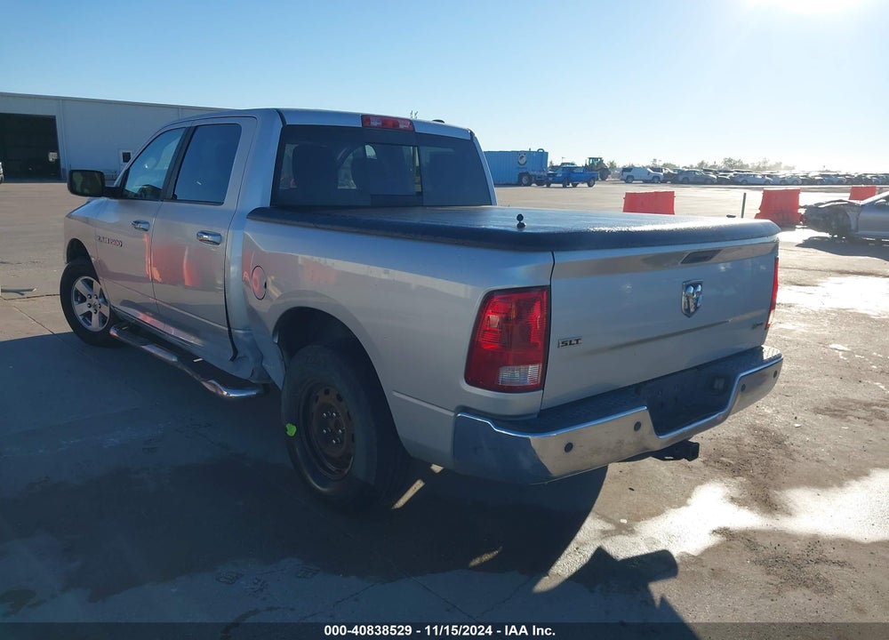 2011 RAM 1500 SLT VIN: 1D7RB1CP7BS566055