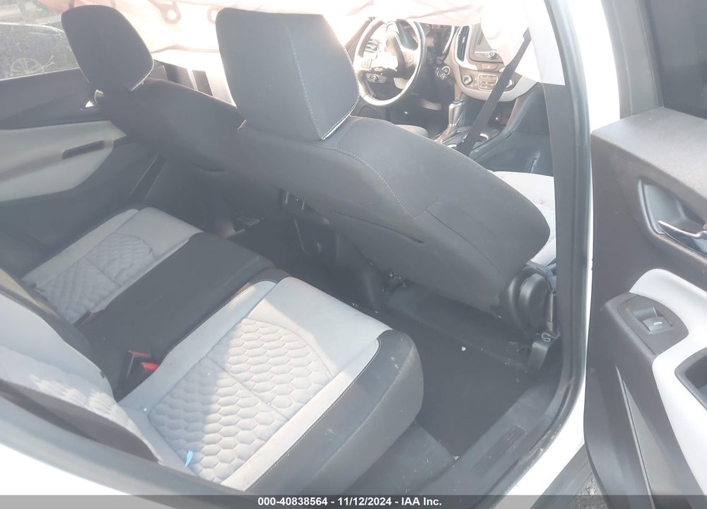 2018 CHEVROLET EQUINOX LT VIN: 3GNAXJEV1JL397188