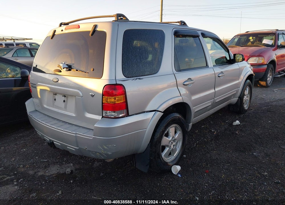2005 FORD ESCAPE LIMITED VIN: 1FMCU04125KD12672