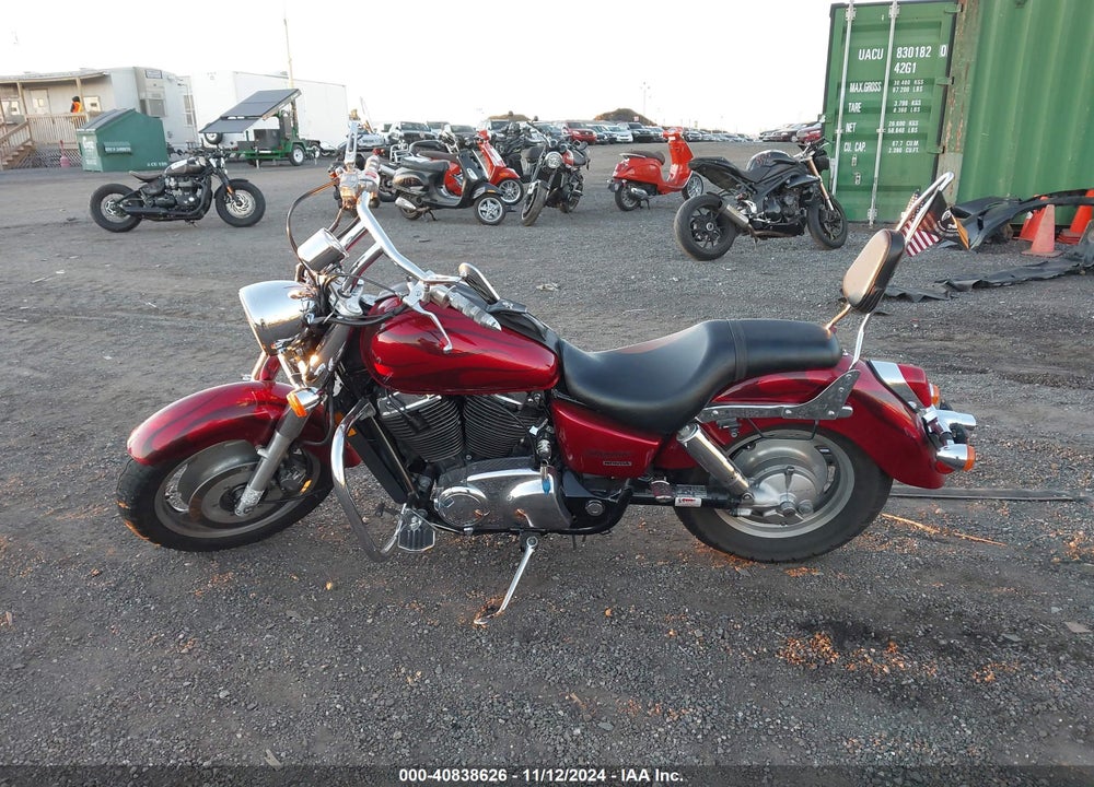 2003 HONDA VT1100 C2 VIN: 1HFSC430X3A300393