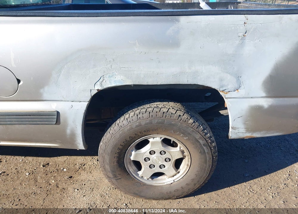 2001 CHEVROLET SILVERADO 1500 LS VIN: 1GCEK19TX1E230393