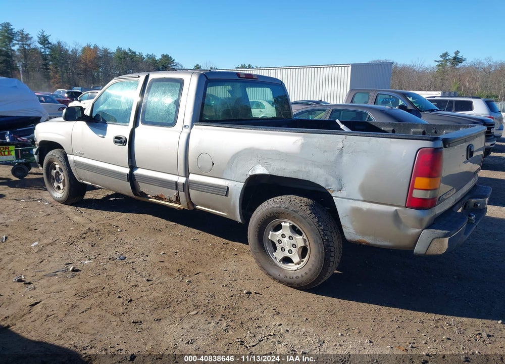 2001 CHEVROLET SILVERADO 1500 LS VIN: 1GCEK19TX1E230393