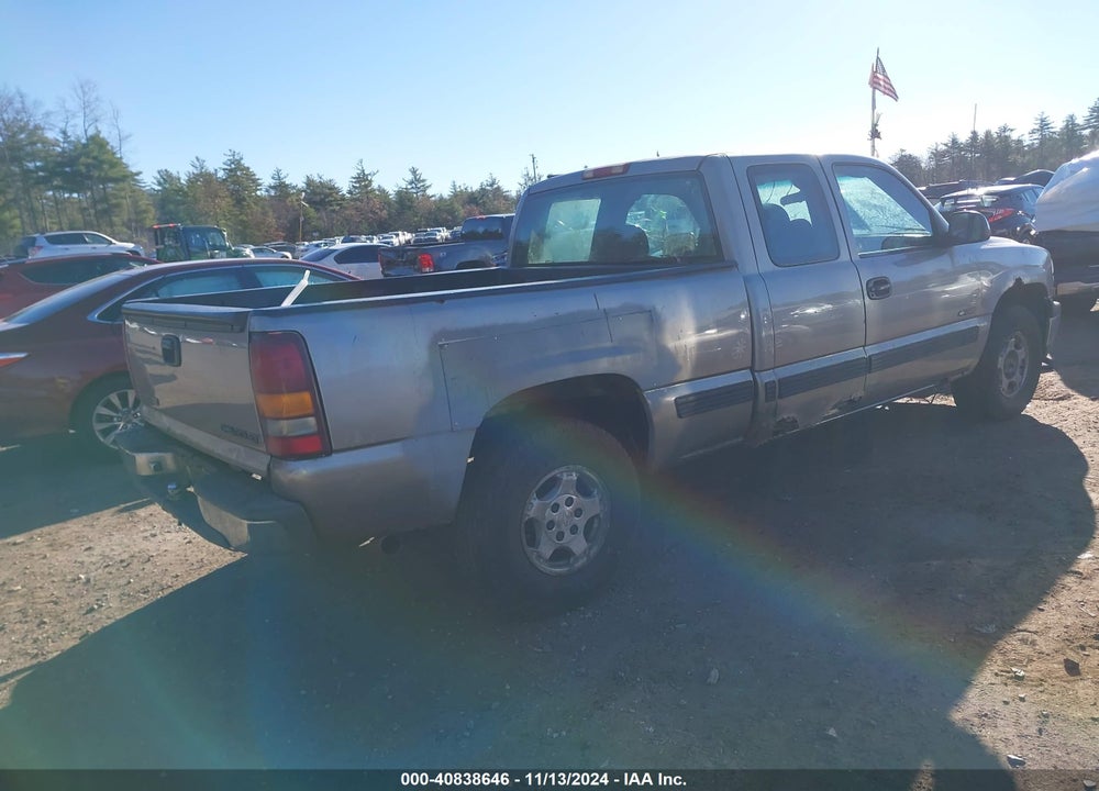2001 CHEVROLET SILVERADO 1500 LS VIN: 1GCEK19TX1E230393