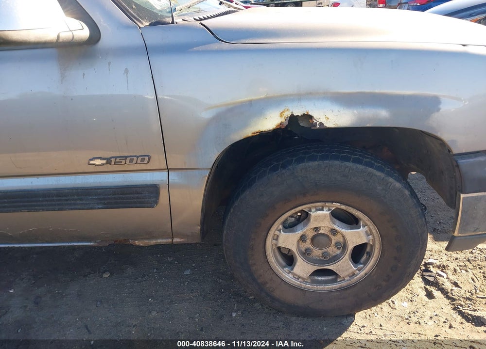 2001 CHEVROLET SILVERADO 1500 LS VIN: 1GCEK19TX1E230393