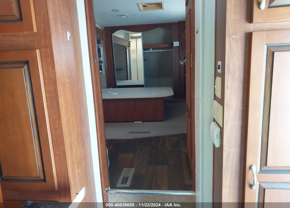 2010 5TH WHEEL OTHER VIN: 1UJCJ0BT9A1LH0095