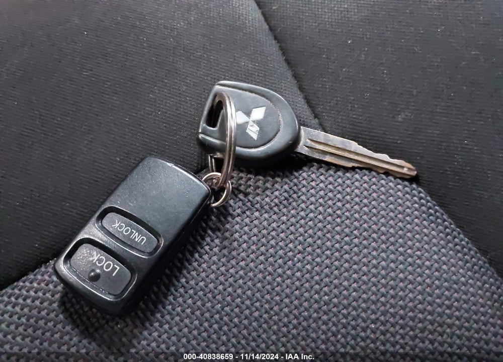 2006 MITSUBISHI OUTLANDER SE VIN: JA4LZ41F36U017240