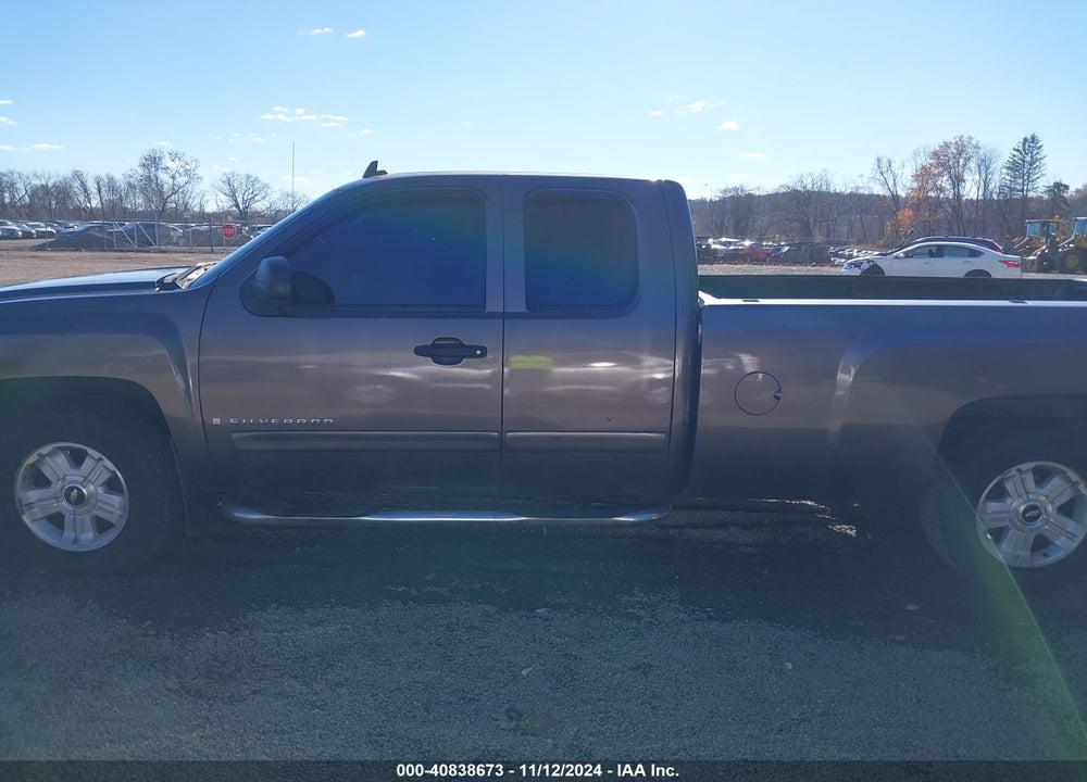 2008 CHEVROLET SILVERADO 1500 LT1 VIN: 1GCEK19J98E124266