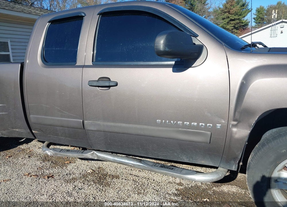 2008 CHEVROLET SILVERADO 1500 LT1 VIN: 1GCEK19J98E124266