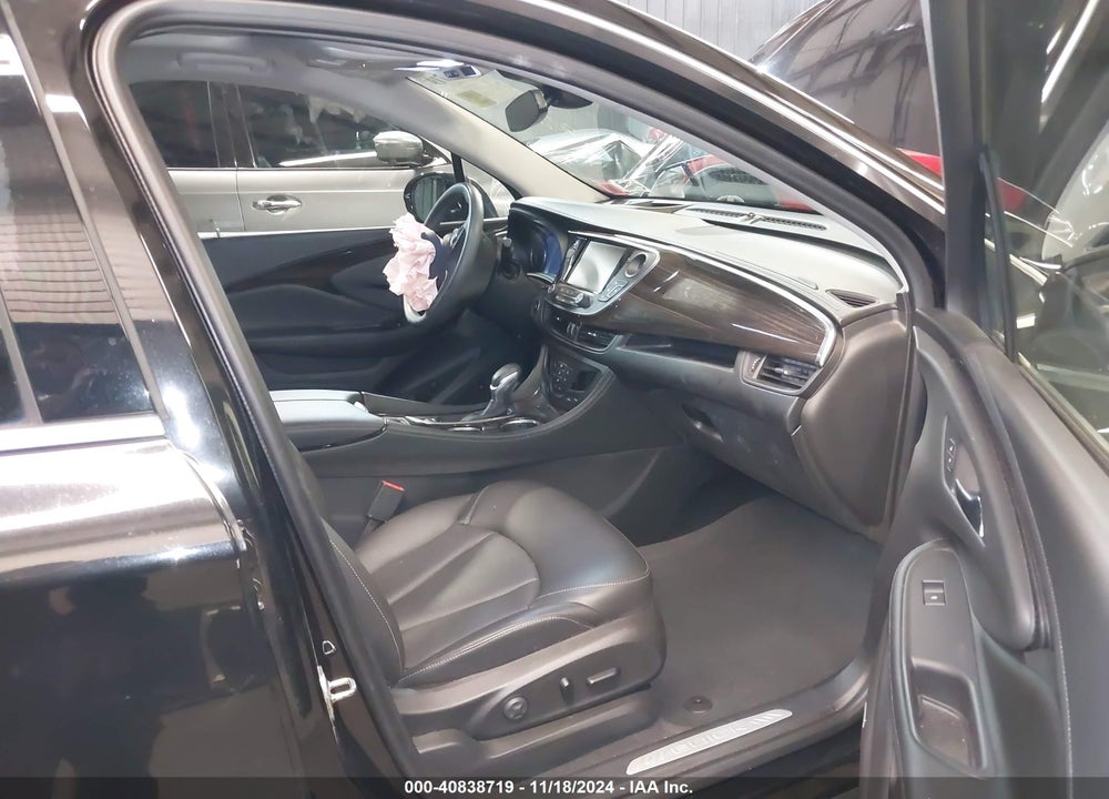 2020 BUICK ENVISION VIN: LRBFX4SX7LD031880