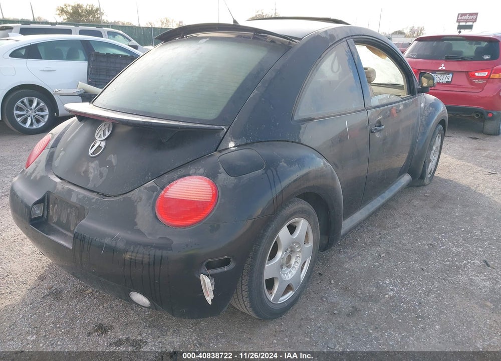 2000 VOLKSWAGEN NEW BEETLE GLX VIN: 3VWDD21C4YM443199
