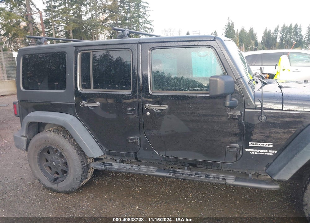 2015 JEEP WRANGLER UNLIMITED SPORT VIN: 1C4BJWDG5FL500713
