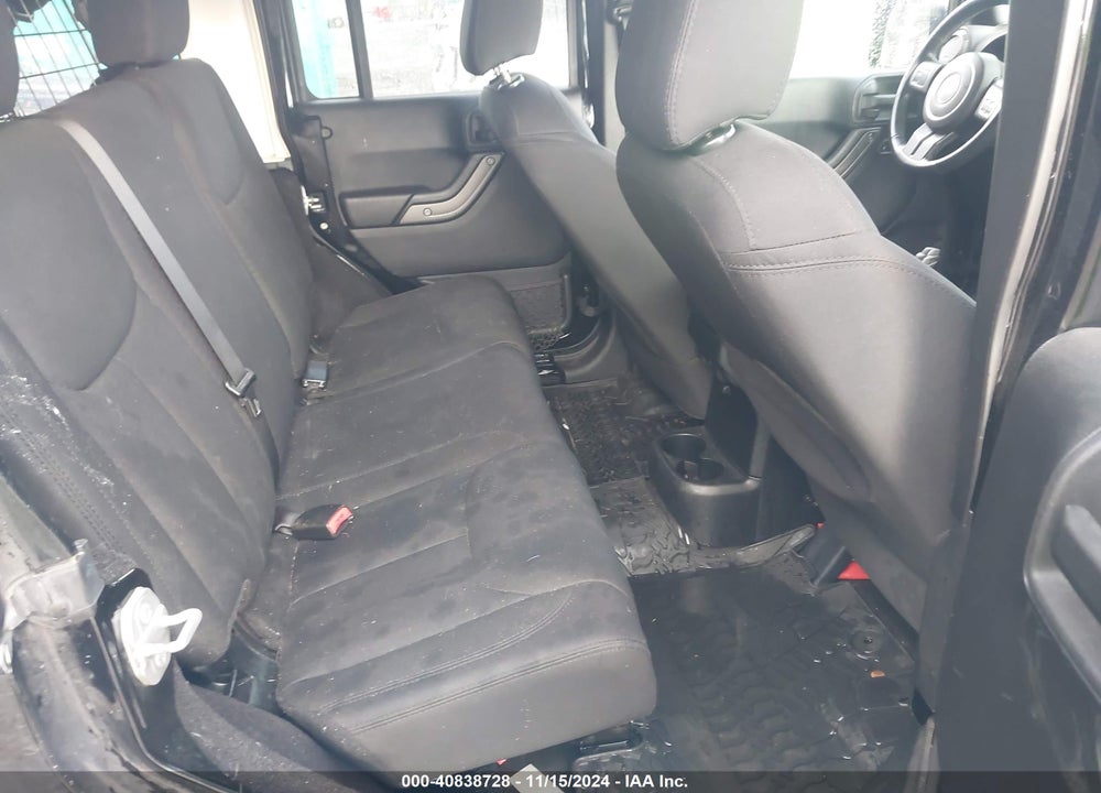 2015 JEEP WRANGLER UNLIMITED SPORT VIN: 1C4BJWDG5FL500713