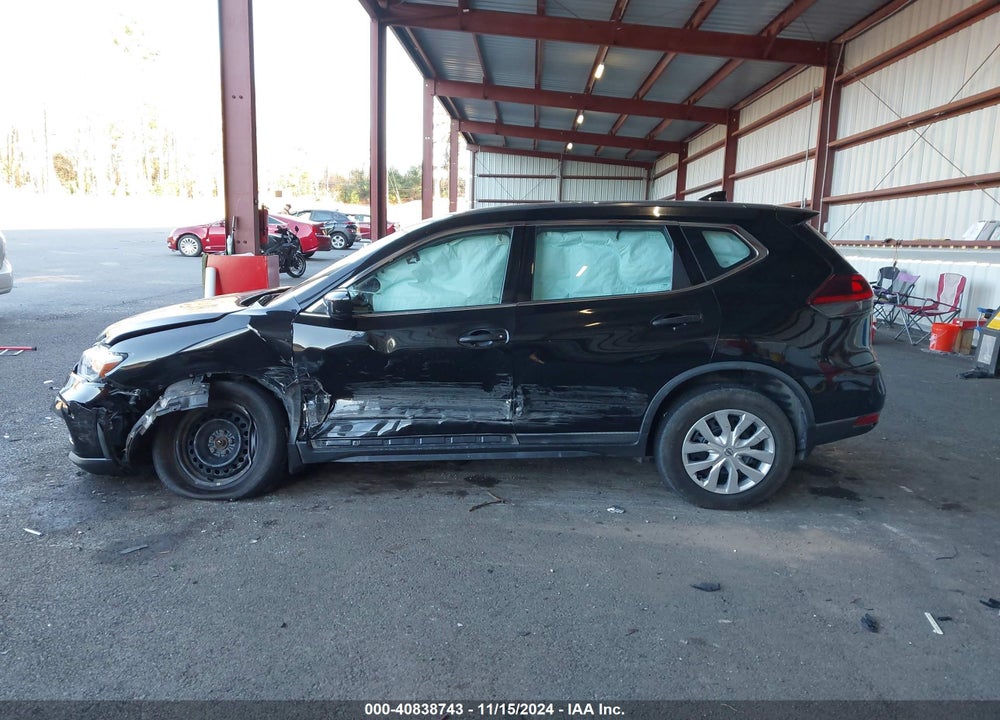 2018 NISSAN ROGUE S VIN: KNMAT2MV4JP585896