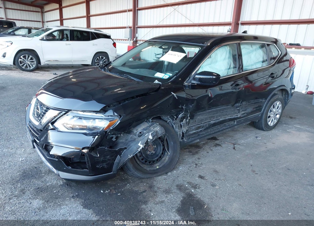 2018 NISSAN ROGUE S VIN: KNMAT2MV4JP585896