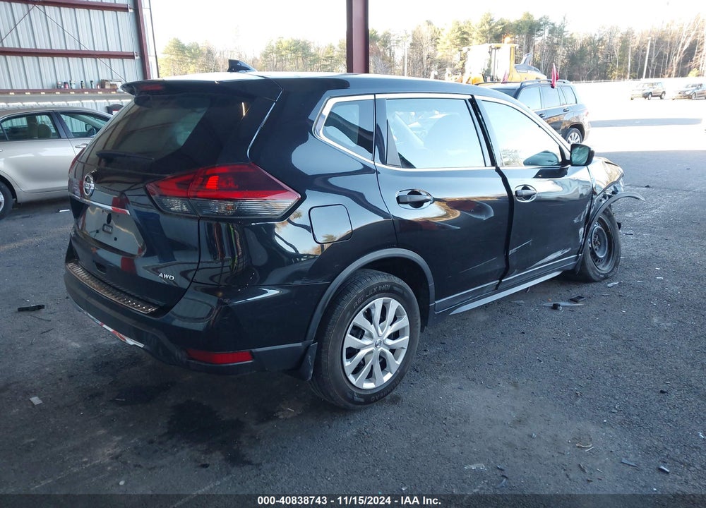 2018 NISSAN ROGUE S VIN: KNMAT2MV4JP585896