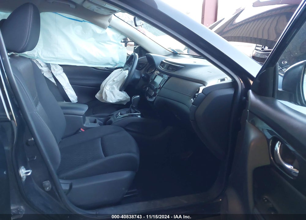 2018 NISSAN ROGUE S VIN: KNMAT2MV4JP585896