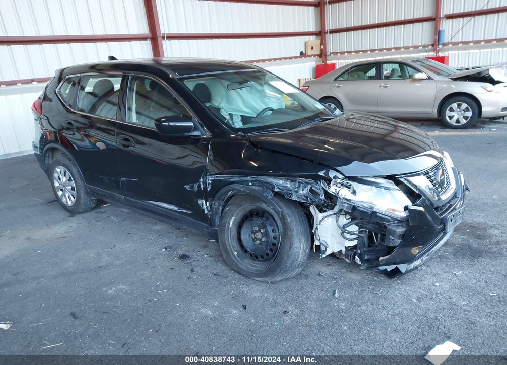 2018 NISSAN ROGUE S VIN: KNMAT2MV4JP585896