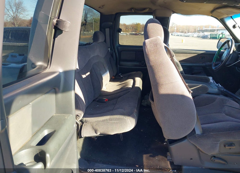 2001 GMC SIERRA 2500 SLE VIN: 1GTGK29U61Z296228