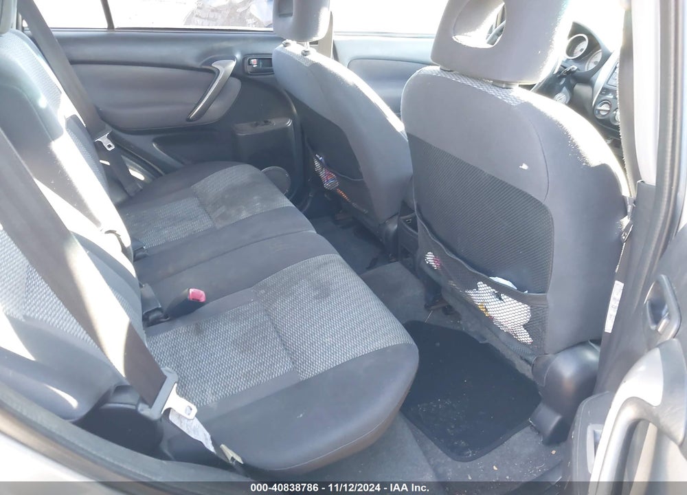 2004 TOYOTA RAV4 VIN: JTEHD20V546004381