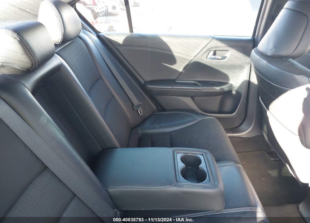 2016 HONDA ACCORD VIN: 1HGCR2F53GA209577