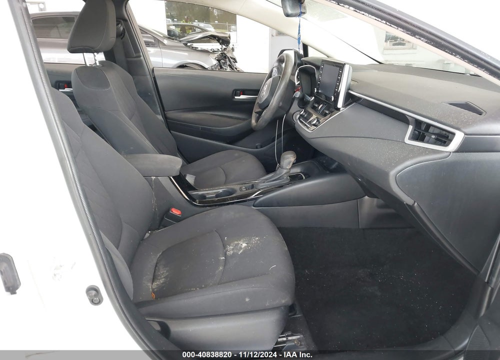 2020 TOYOTA COROLLA LE VIN: JTDEPRAE7LJ102040
