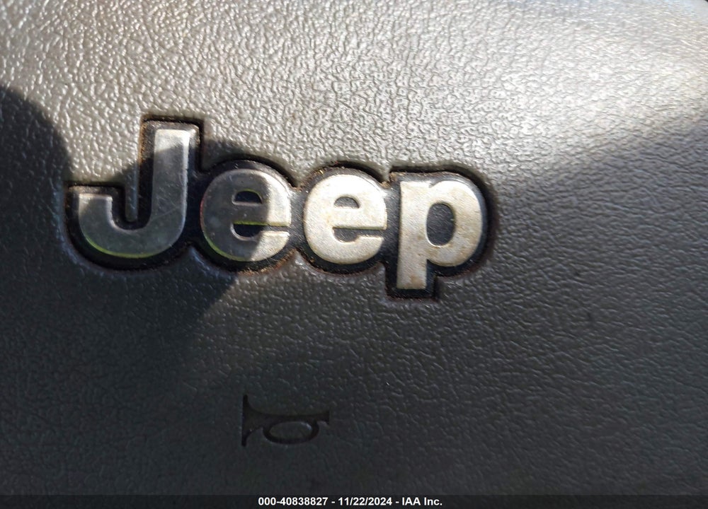 2005 JEEP GRAND CHEROKEE LAREDO VIN: 1J4GR48K65C562857