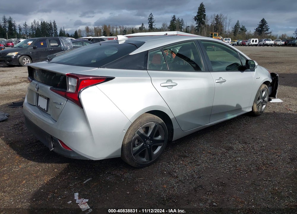 2022 TOYOTA PRIUS VIN: JTDKAMFU5N3154782