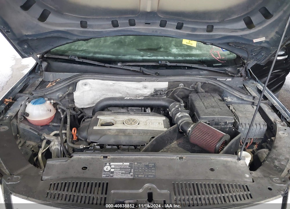 2009 VOLKSWAGEN TIGUAN VIN: WVGAV75NX9W522367