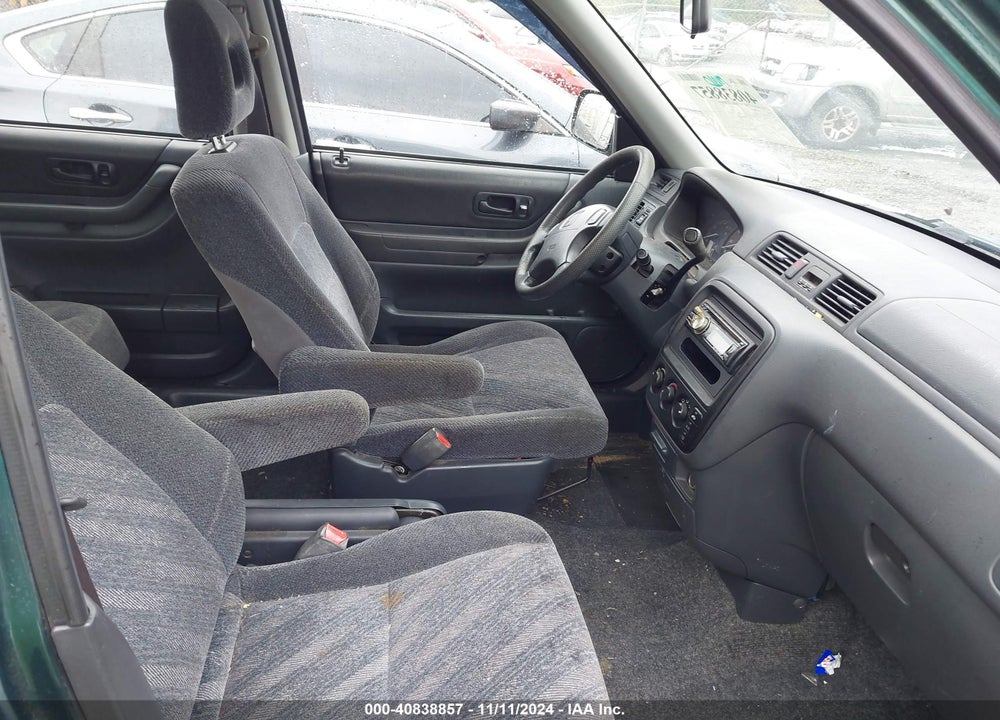 2000 HONDA CR-V LX VIN: JHLRD1847YC061948