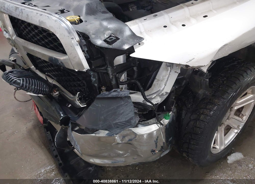 2014 RAM 1500 VIN: 1C6RR7KG0ES109027