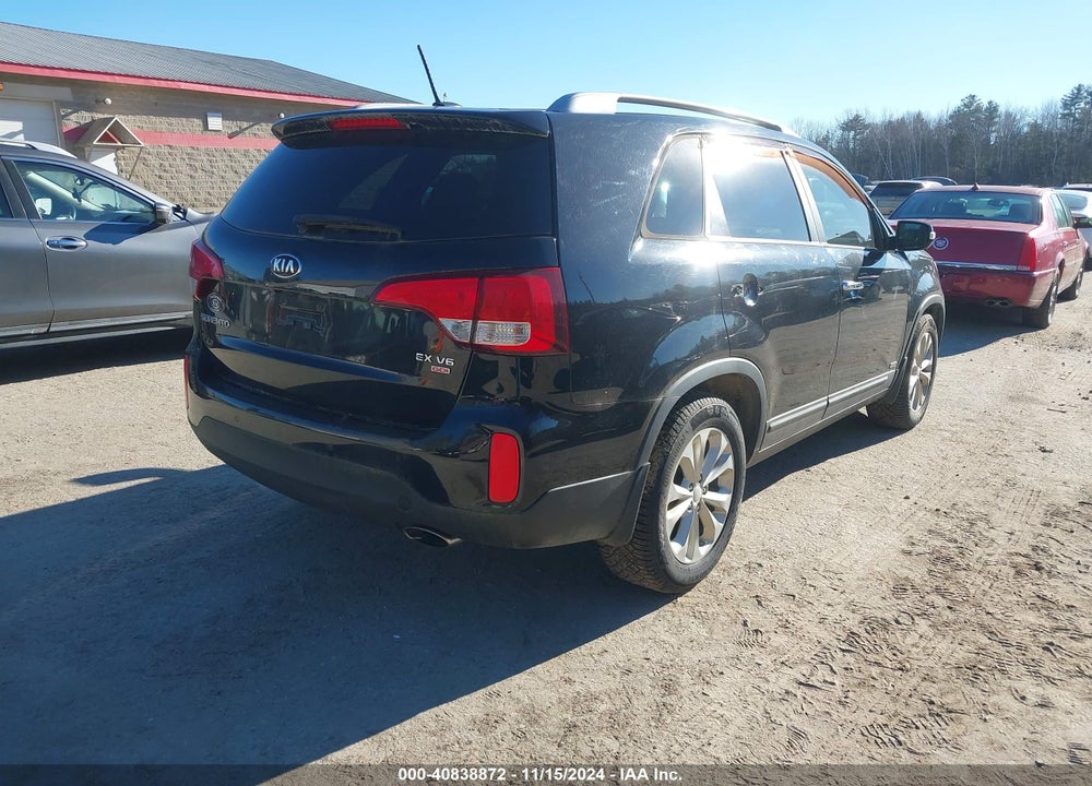 2015 KIA SORENTO EX V6 VIN: 5XYKUDA79FG562434