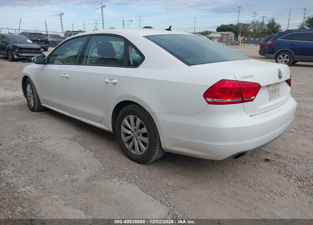 2012 VOLKSWAGEN PASSAT 2.5L S VIN: 1VWAH7A3XCC066912