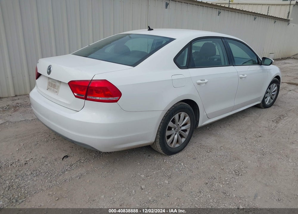 2012 VOLKSWAGEN PASSAT 2.5L S VIN: 1VWAH7A3XCC066912