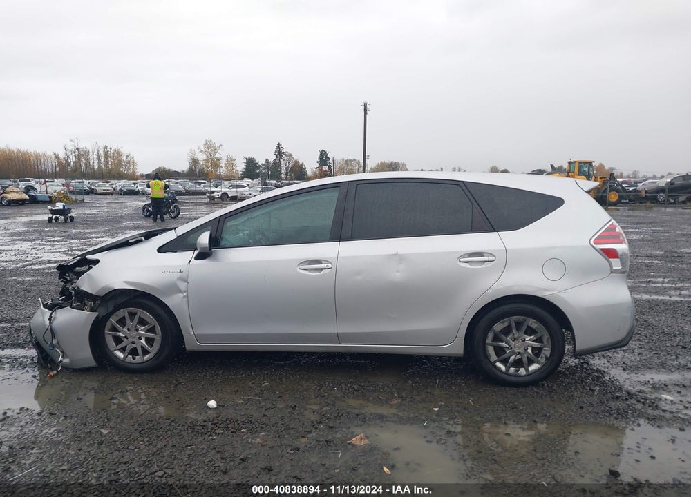 2015 TOYOTA PRIUS V THREE VIN: JTDZN3EU8FJ016245