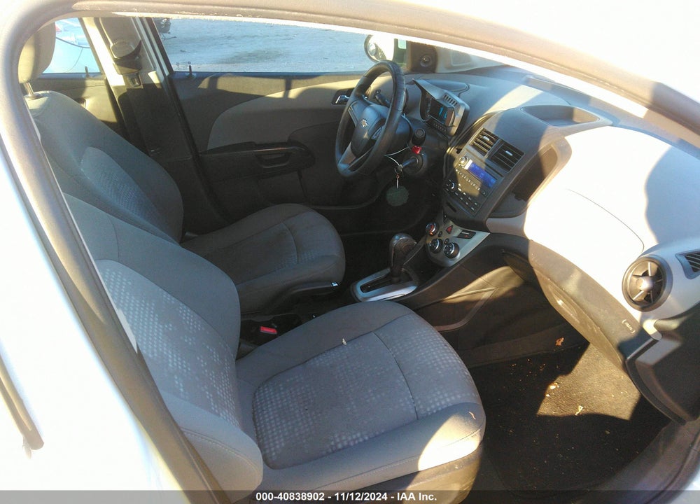 2014 CHEVROLET SONIC LS AUTO VIN: 1G1JA5SH2E4126242