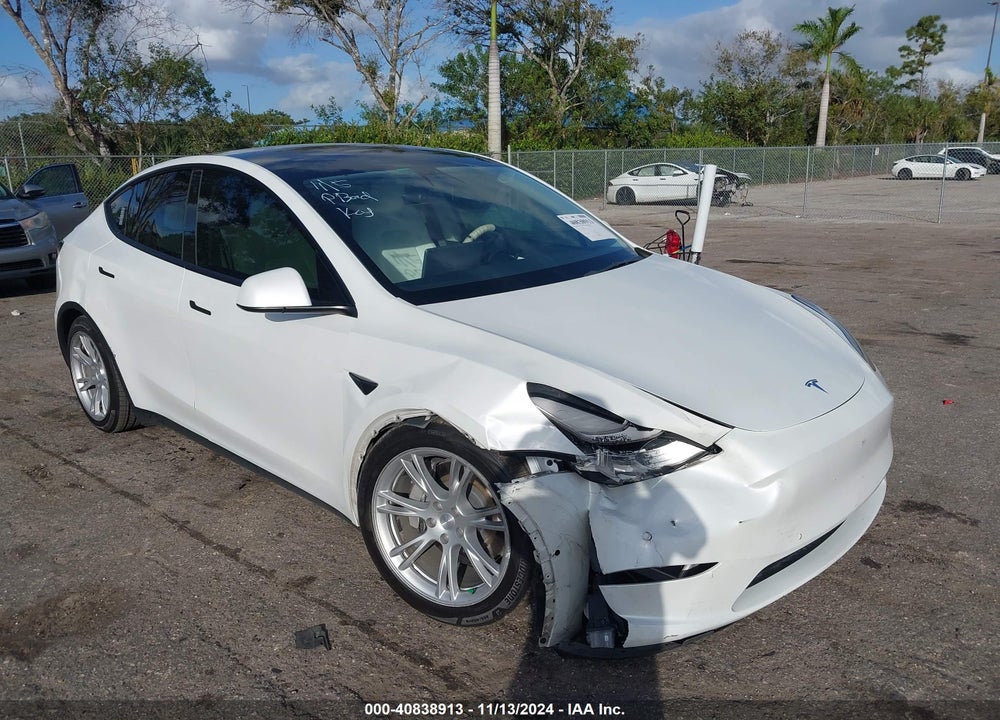2021 TESLA MODEL Y LONG RANGE DUAL MOTOR ALL-WHEEL DRIVE VIN: 5YJYGDEE6MF102873