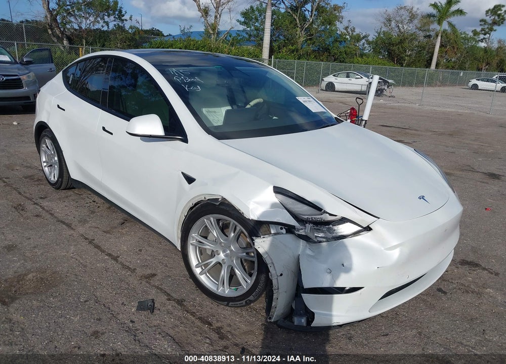 2021 TESLA MODEL Y LONG RANGE DUAL MOTOR ALL-WHEEL DRIVE VIN: 5YJYGDEE6MF102873