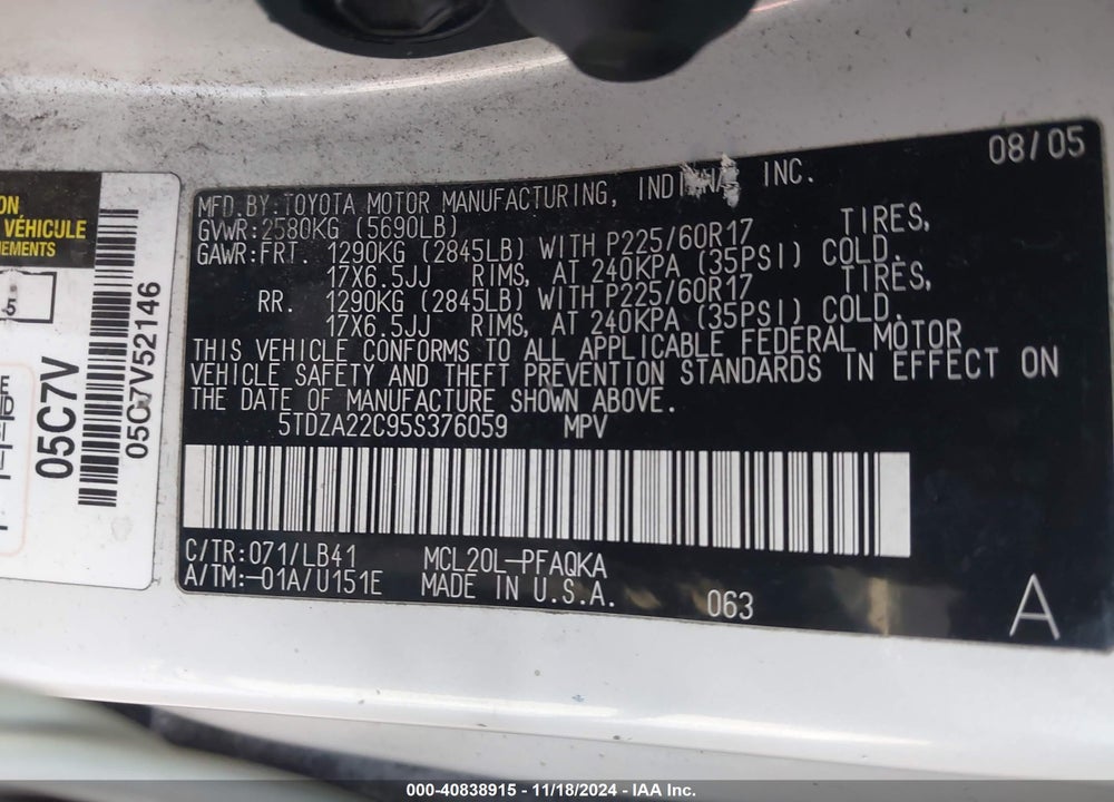 2005 TOYOTA SIENNA XLE VIN: 5TDZA22C95S376059
