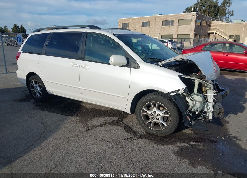 2005 TOYOTA SIENNA XLE VIN: 5TDZA22C95S376059
